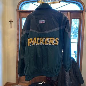 Vintage NFL Green Bay Packers Winter Jacket!